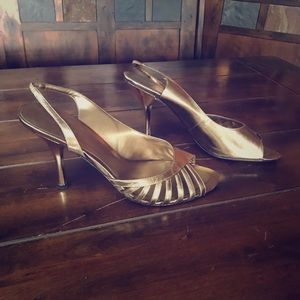 Nine West Gold Slingback Heels WNS Sz 10